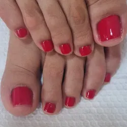 Bella de pies + pedicuria