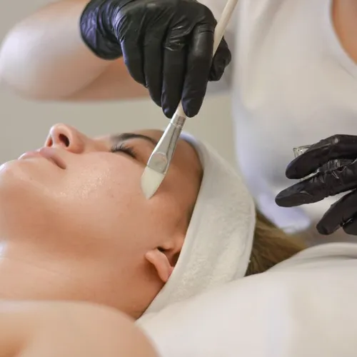 Experiencia facial Primer consulta + Higiene deluxe profunda