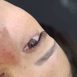 Extensiones Tecnológicas Efecto Brasilero 4D  