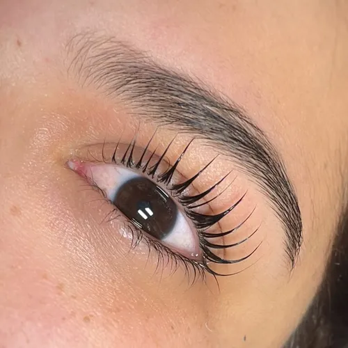 PROMO Lifting pestañas + perfilado de cejas