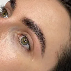 COMBO CEJAS (perfilado + laminado +Nutrición y botox)