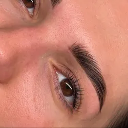 COMBO CEJAS FULL ( perfilado + laminado+ tinte + nutrición y botox )