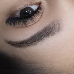 Perfilado de cejas