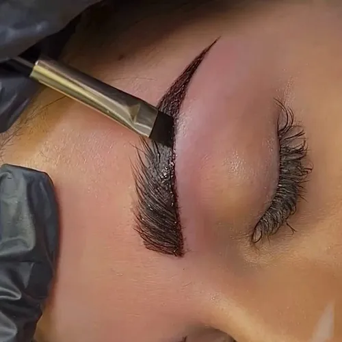 Henna y Perfilado de Cejas