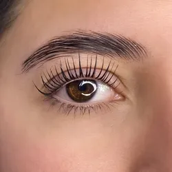 Lifting + laminado de cejas