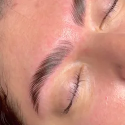 laminado de cejas
