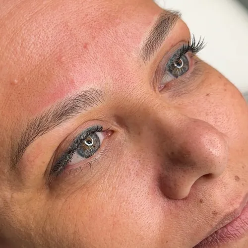 Microblading 