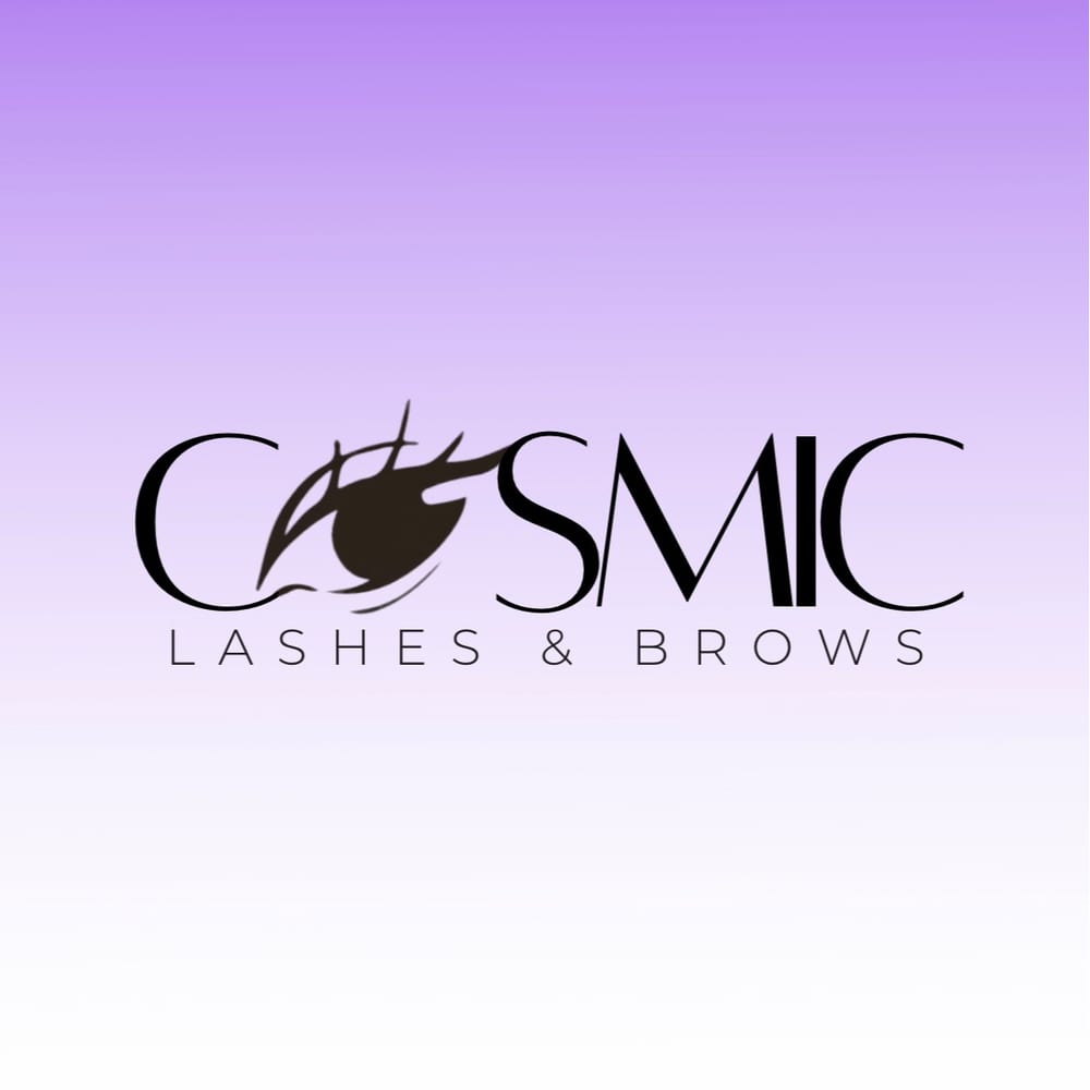 Logo de Cosmic Lashes Studio
