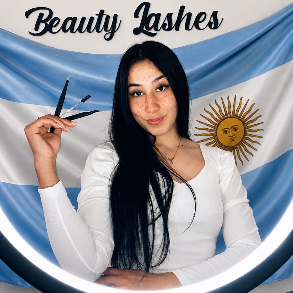 Logo de Zamira Lashes