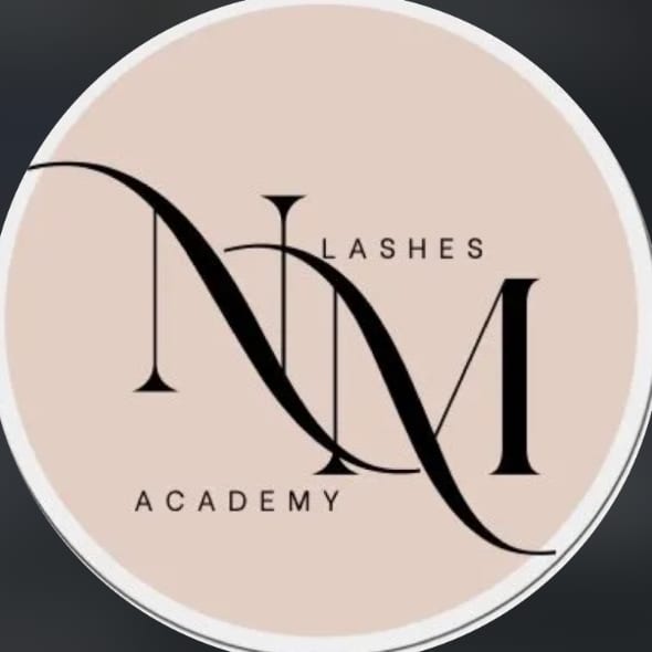 Logo de Nmlashes  