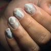 Mayhuanails
