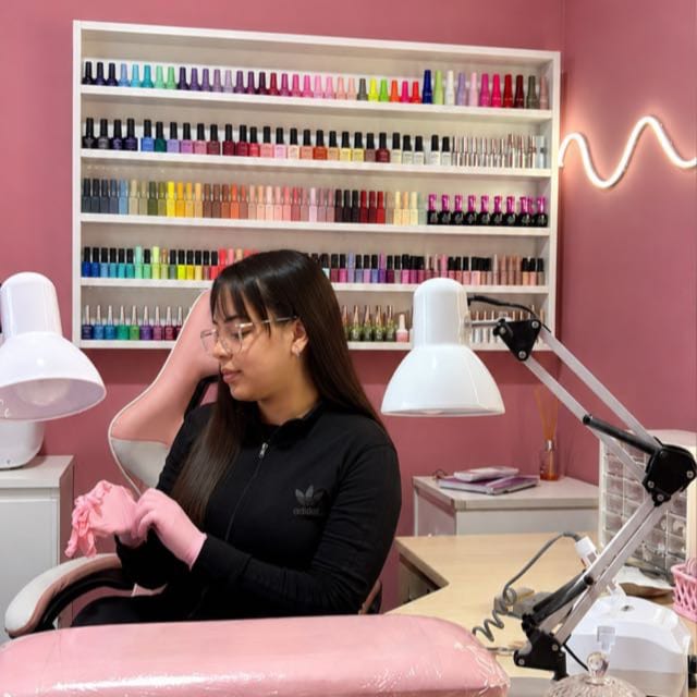 Logo de Kele nails