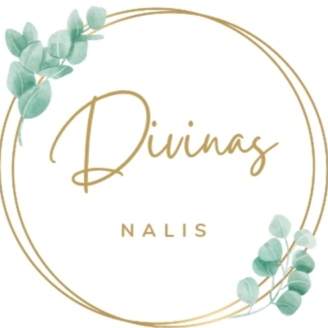 Logo de Divinas