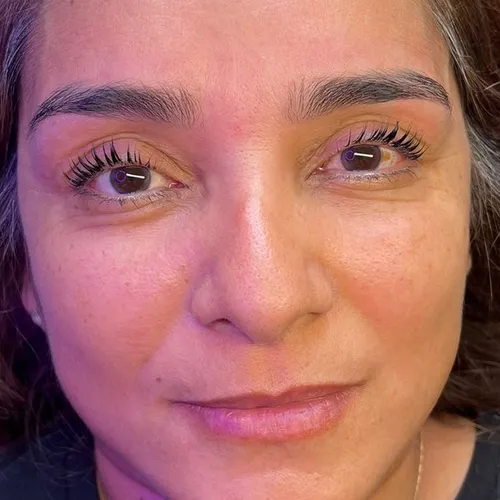 Lifting de pestañas + Perfilado de cejas