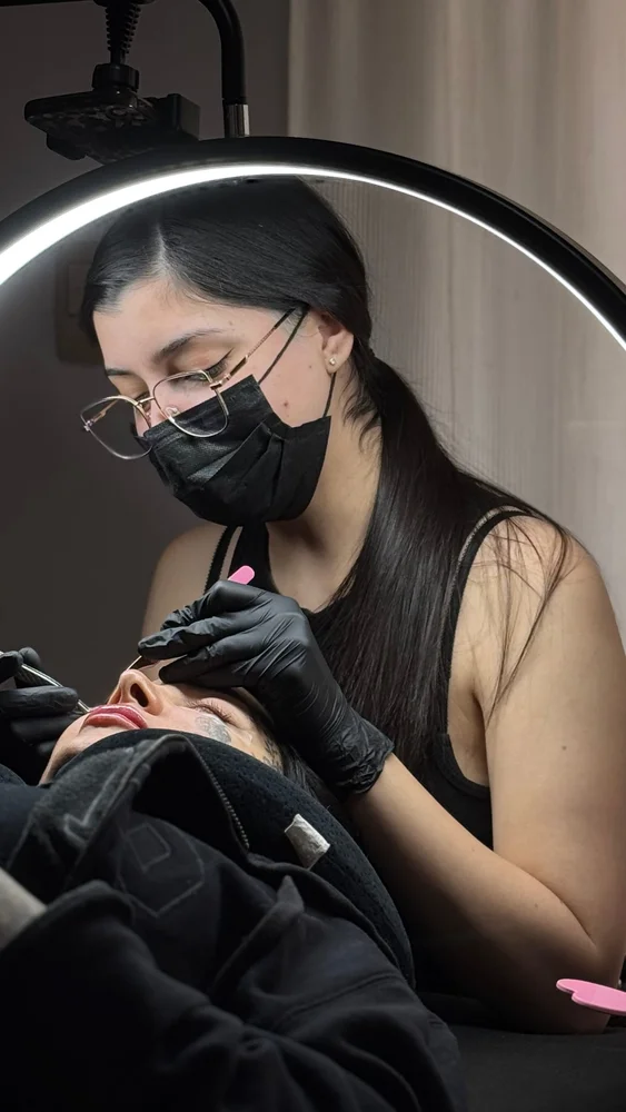 Trabajo de Bel Herrera & May Cosmeto