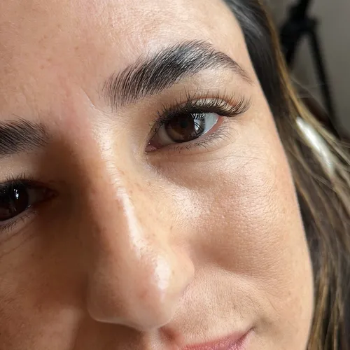 Laminado de cejas 
