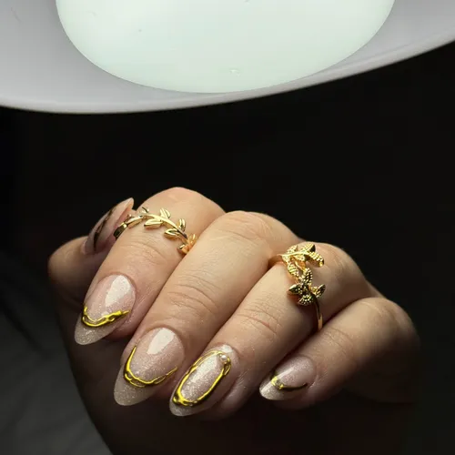 Soft gel ($ desde), de Brissanails
