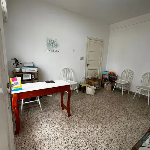 Sala de espera, te recibe Pau nuestra 