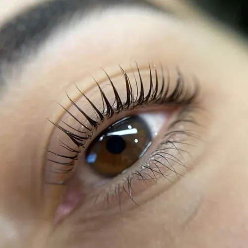 Lash lifting 