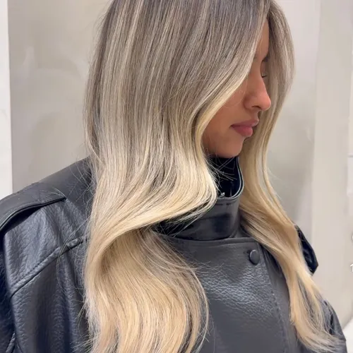 Total Blond Tridimensional