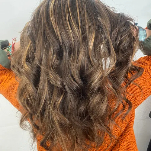 Mechas en color ámbar 