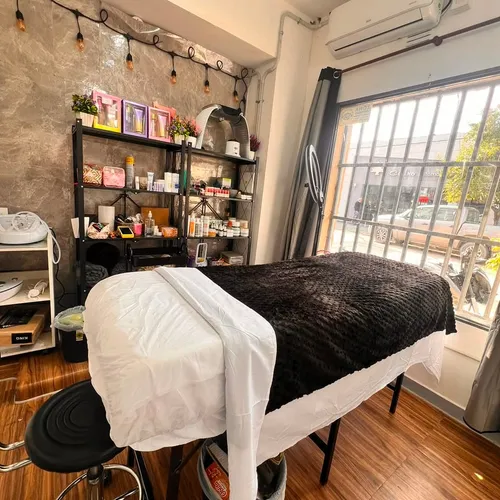 ✨ Bienvenida a nuestro espacio de belleza ✨ Creamos un ambiente pensado para que desconectes del día