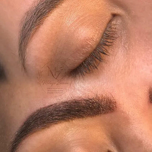 Micropigmento de cejas, es realzar la mirada 