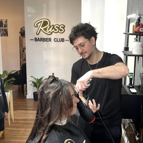 Trabajo de Russ Barberia
