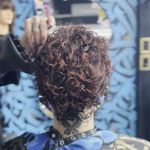 Permanente, rulos definidos, de Spirit Barber