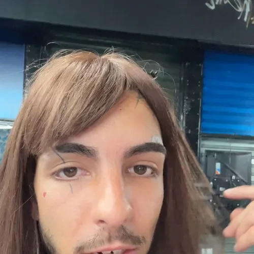 Corte en pelo largo, de Spirit Barber