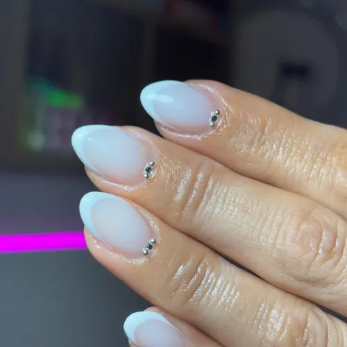 Frech, de Small naiils