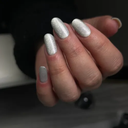 Esmaltado Semi + Diseño Ojo de gato