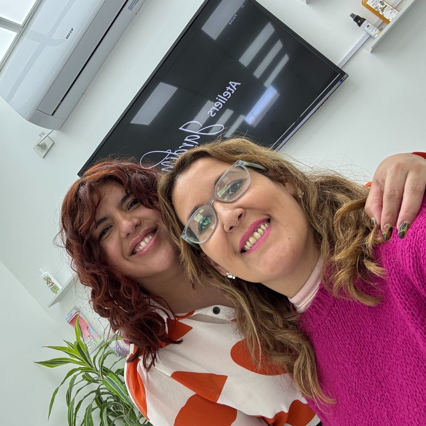 Mi Flor Salon especialista en salud capilar y rulos
