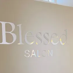 Logo de Blessed Salón 